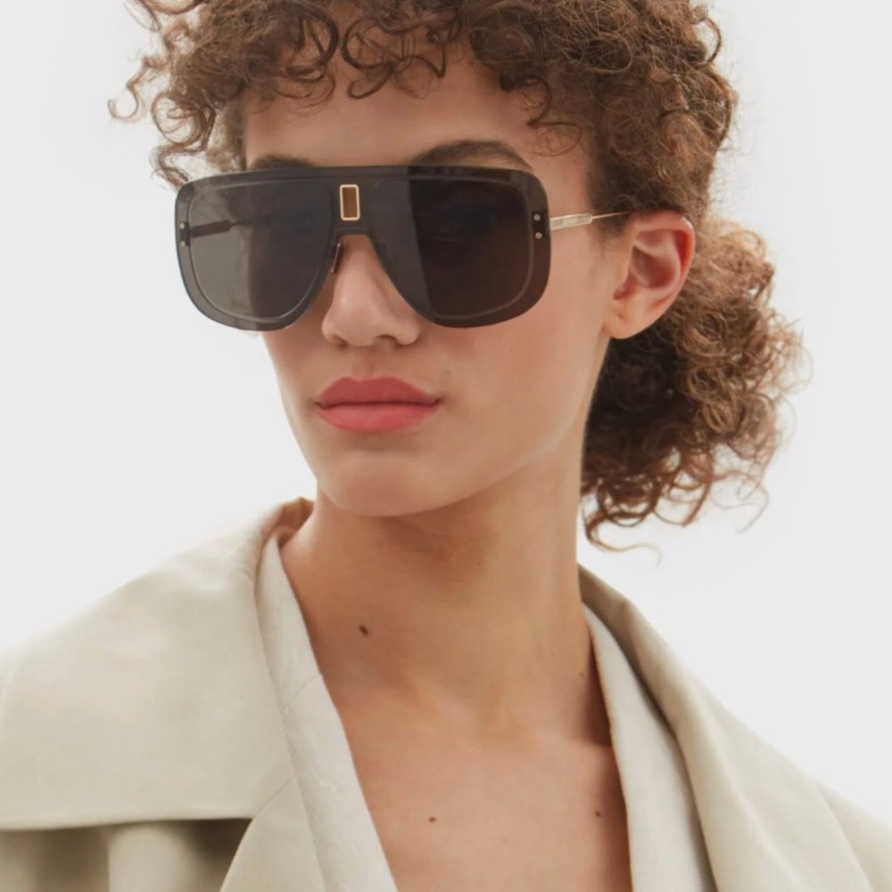 💯AUTH NEW ULTRADIOR MU Christian Dior Sunglasses & Case oversized Blue Gold - Picture 3 of 16